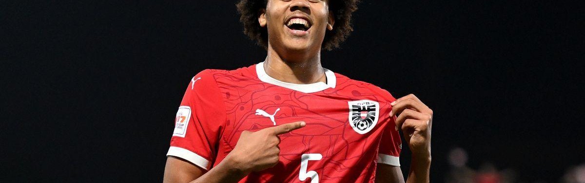 开云体育在线-利物浦动态：全力截胡拜仁，杰拉德点头回归，罗伯逊转会再生变数